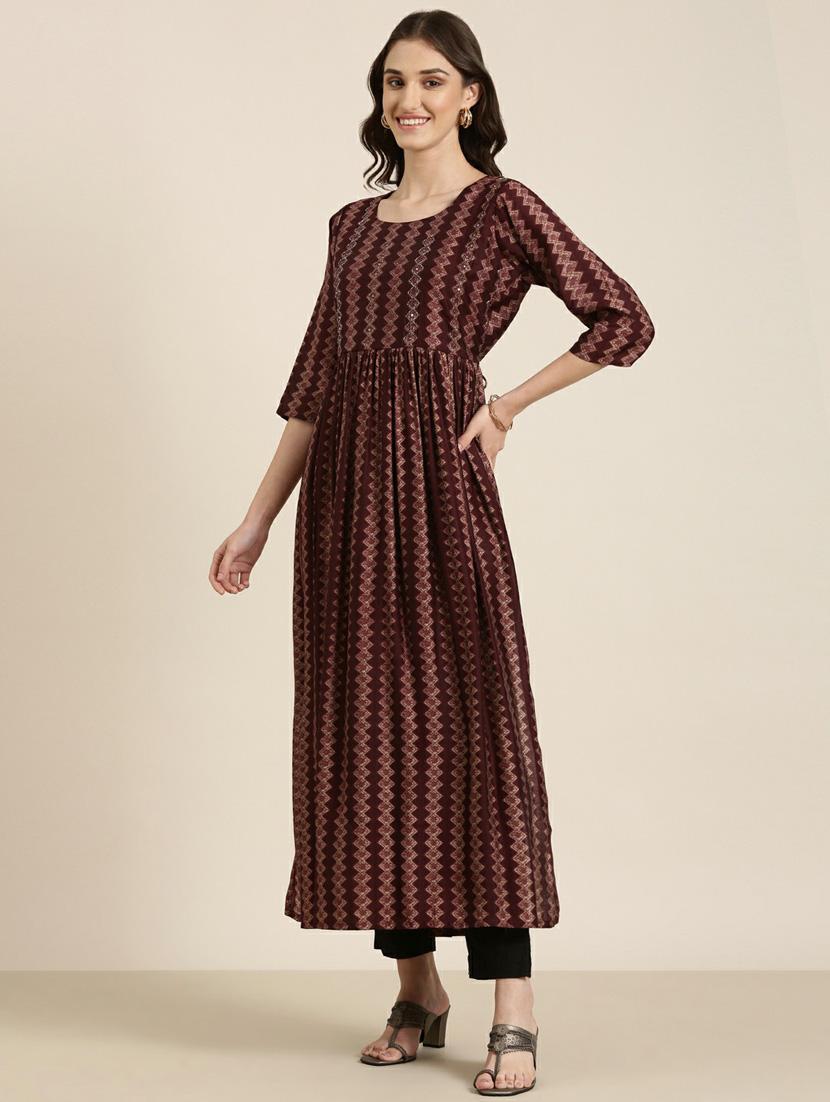 burgundy placement embroidered a-line kurta - 20252323 - Standard Image - 1