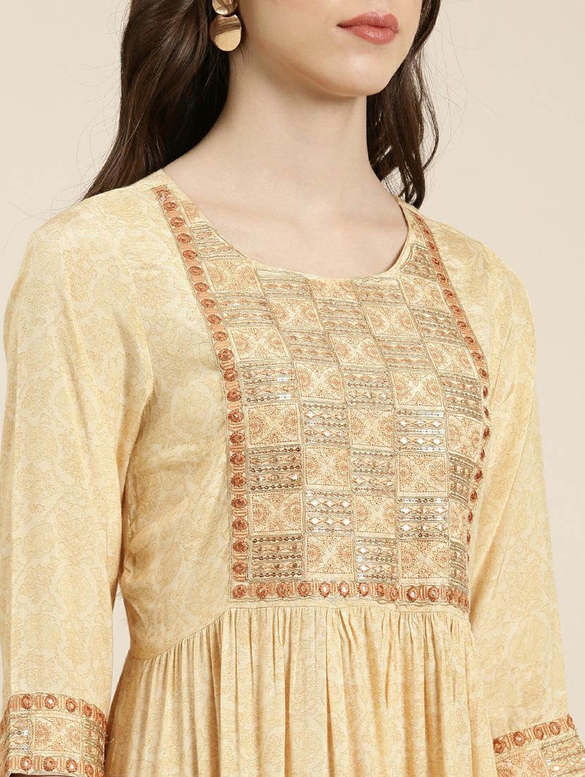 women yoke embroidered tiered kurta - 20252390 - Standard Image - 4
