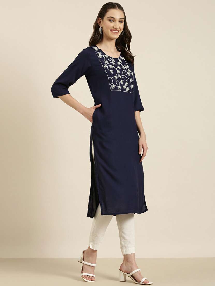 women yoke embroidered straight kurta - 20252473 -  Standard Image - 1