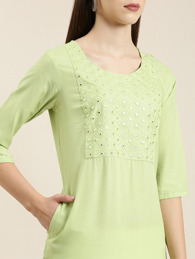 green mirror work straight kurta - 20252480 - Standard Image - 4