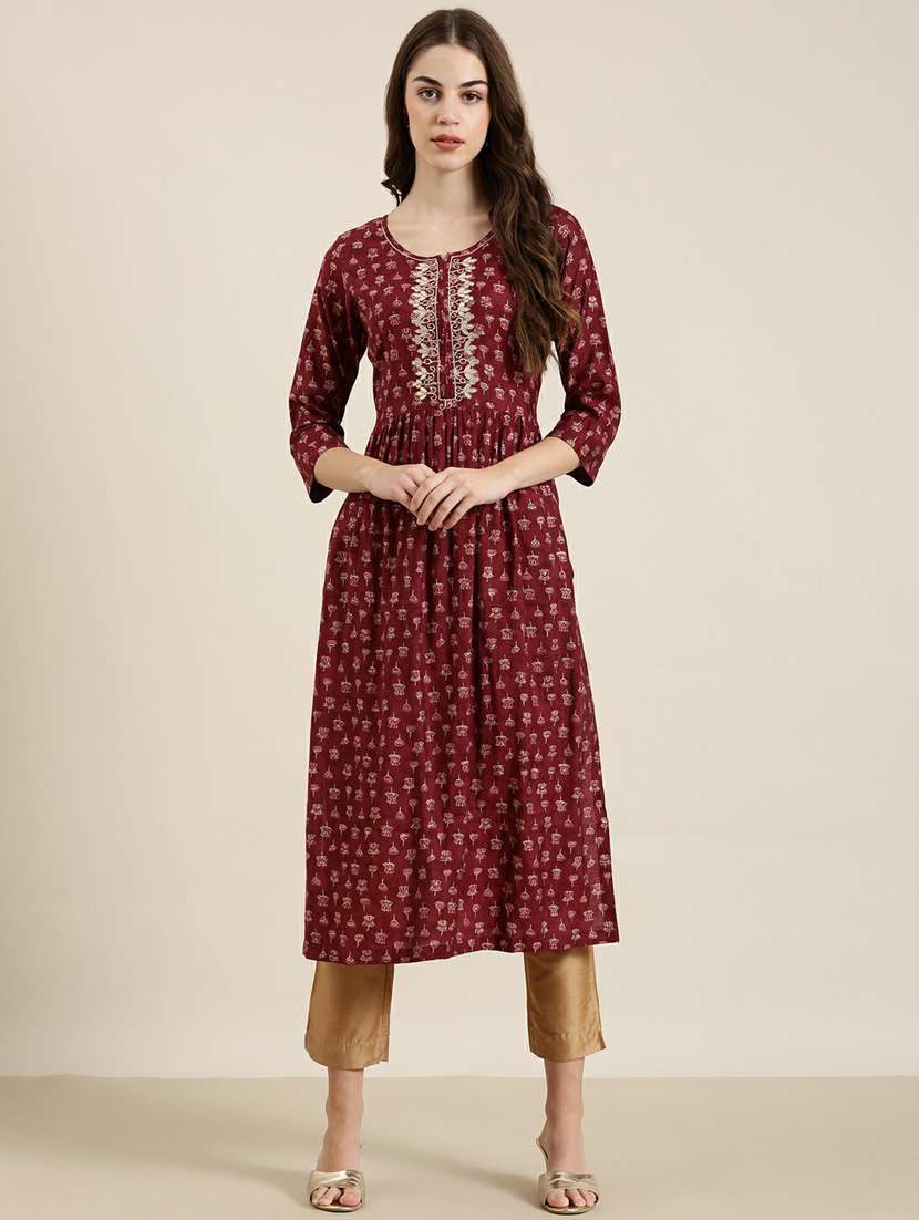maroon floral printed a-line kurta - 20252571 - Zoom Image - 0