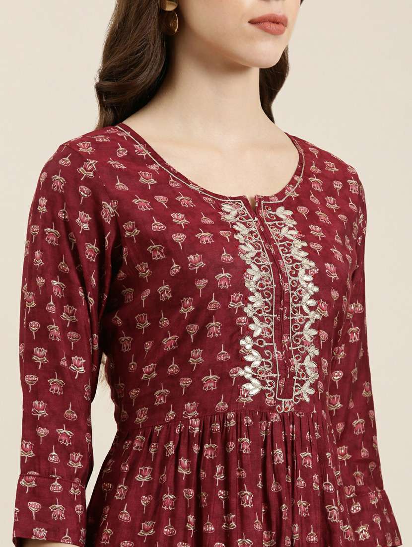 maroon floral printed a-line kurta - 20252571 - Standard Image - 4