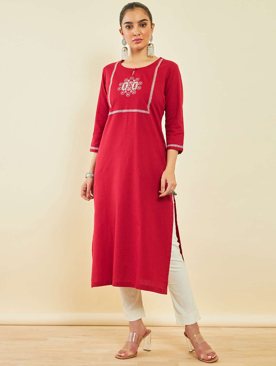 women maroon solid key hole neck a-line kurta