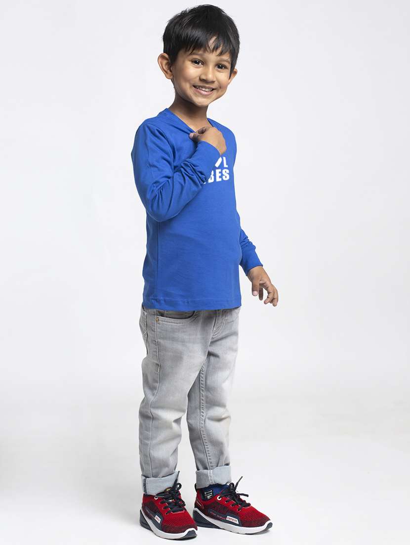 boys round neck typographic print t-shirt - 20261490 -  Standard Image - 1