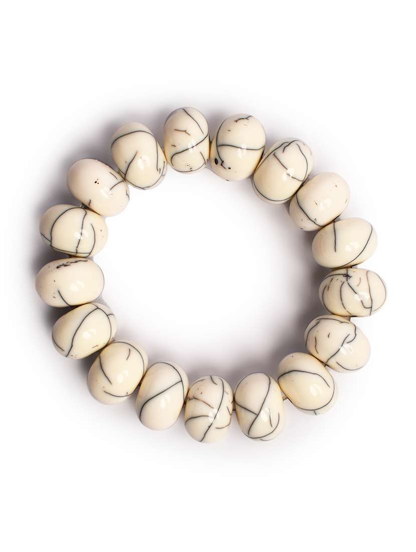 white plastic bangle bracelets - 20262107 -  Standard Image - 1