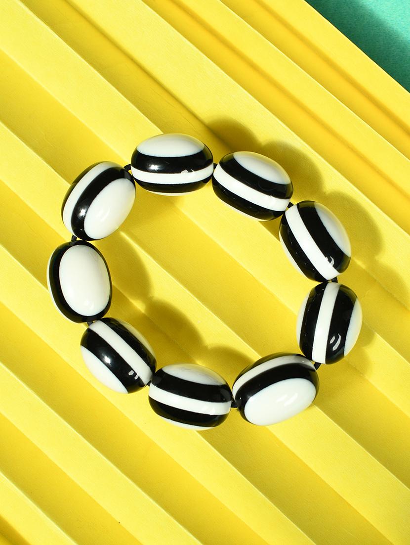 white plastic bangle bracelets - 20262119 - Zoom Image - 0