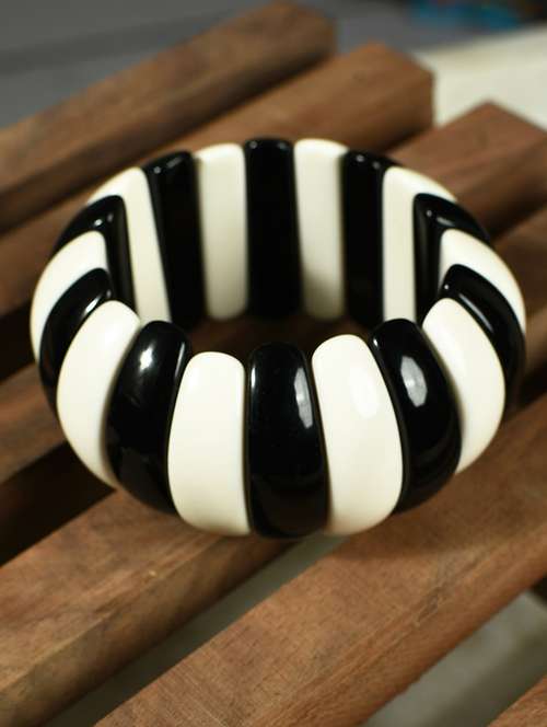 multi color plastic bangle bracelets - 20262131 -  Standard Image - 0