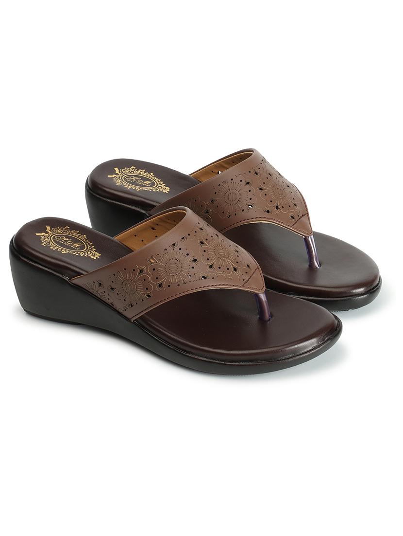 women toe separator wedge - 20267593 - Standard Image - 1
