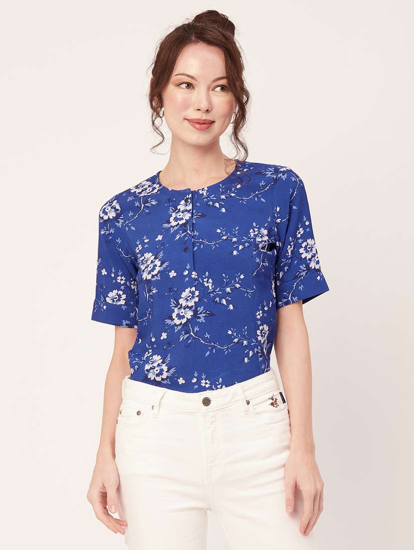 women's straight round neck top