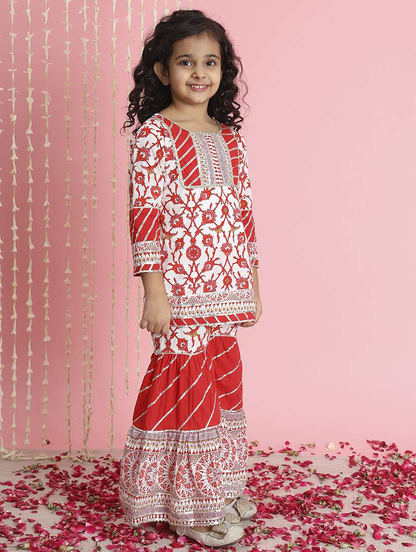 girl floral print cotton kurta sharara set - 20271939 -  Standard Image - 1