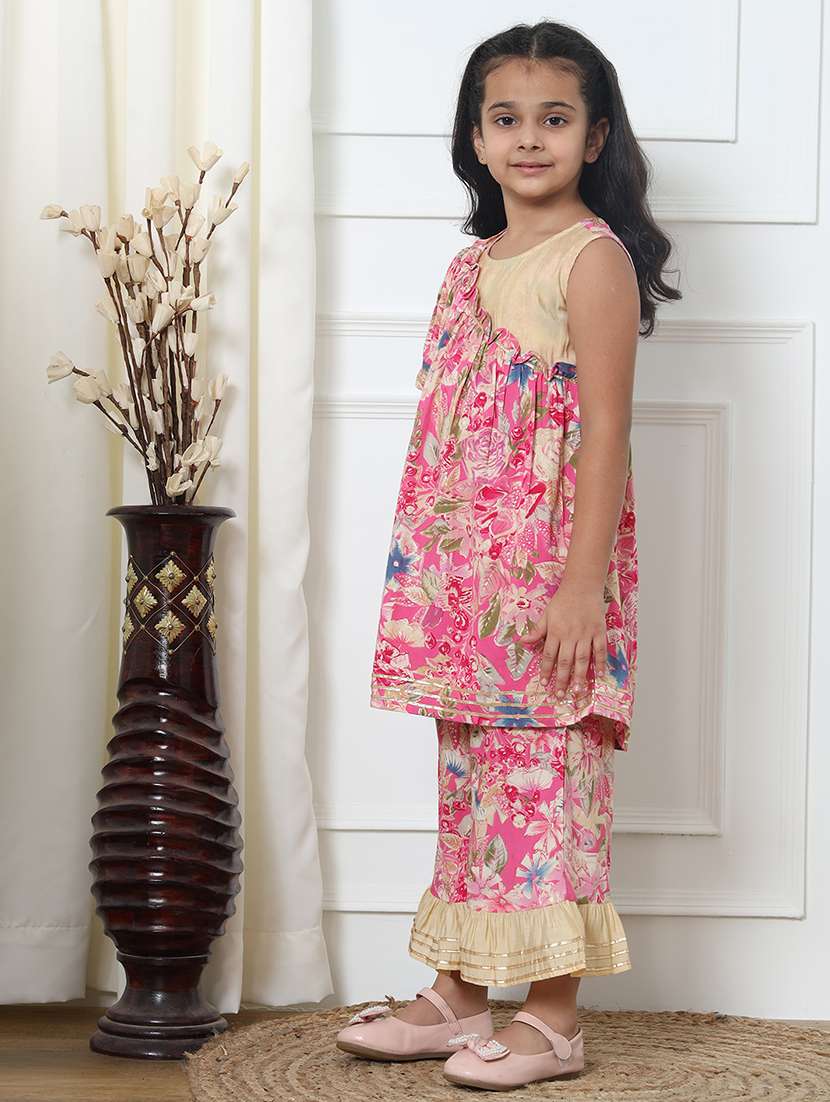 girl floral print cotton kurta sharara set - 20271946 -  Standard Image - 1