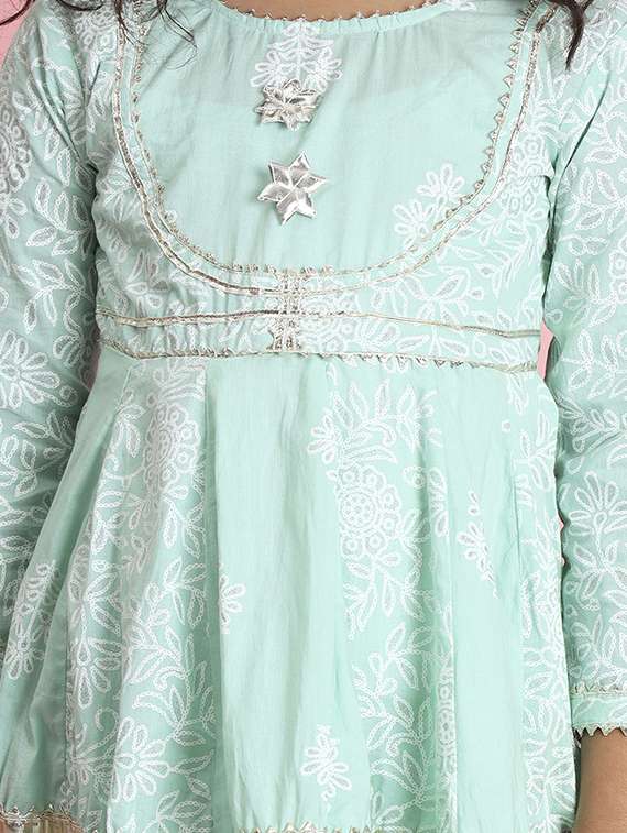 girl floral print kurta pant set - 20271958 -  Standard Image - 4