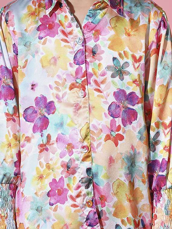 multi colored floral top pants set  - 20272024 -  Standard Image - 4