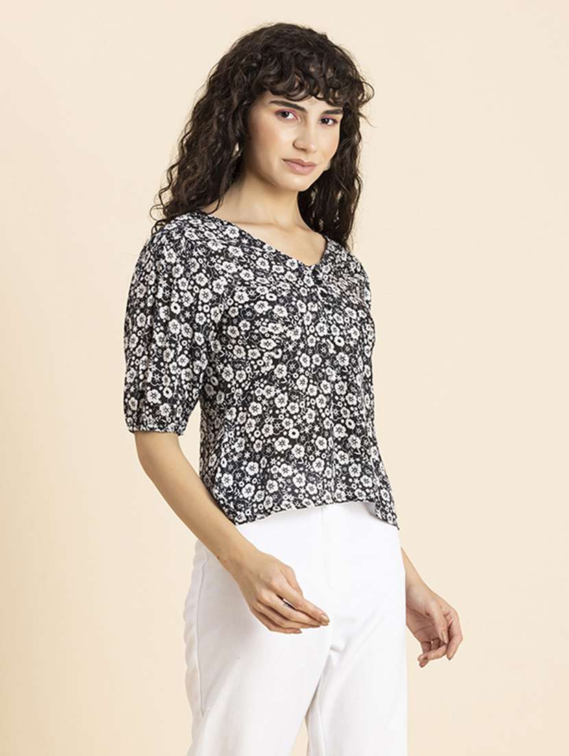 women black floral printed top - 20272085 -  Standard Image - 1