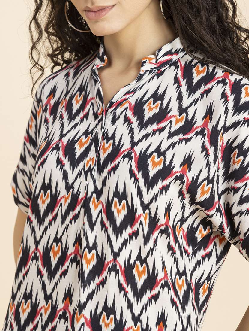 women's straight mandarin neck top - 20272105 -  Standard Image - 4