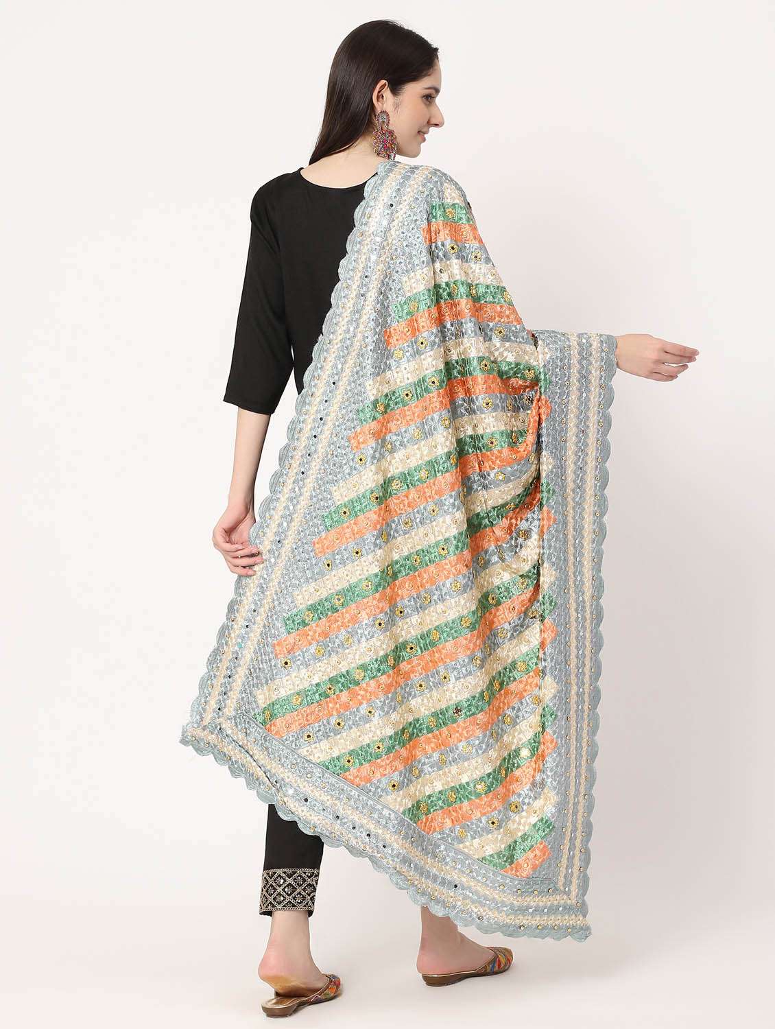 grey phulkari dupatta - 20276637 -  Standard Image - 4