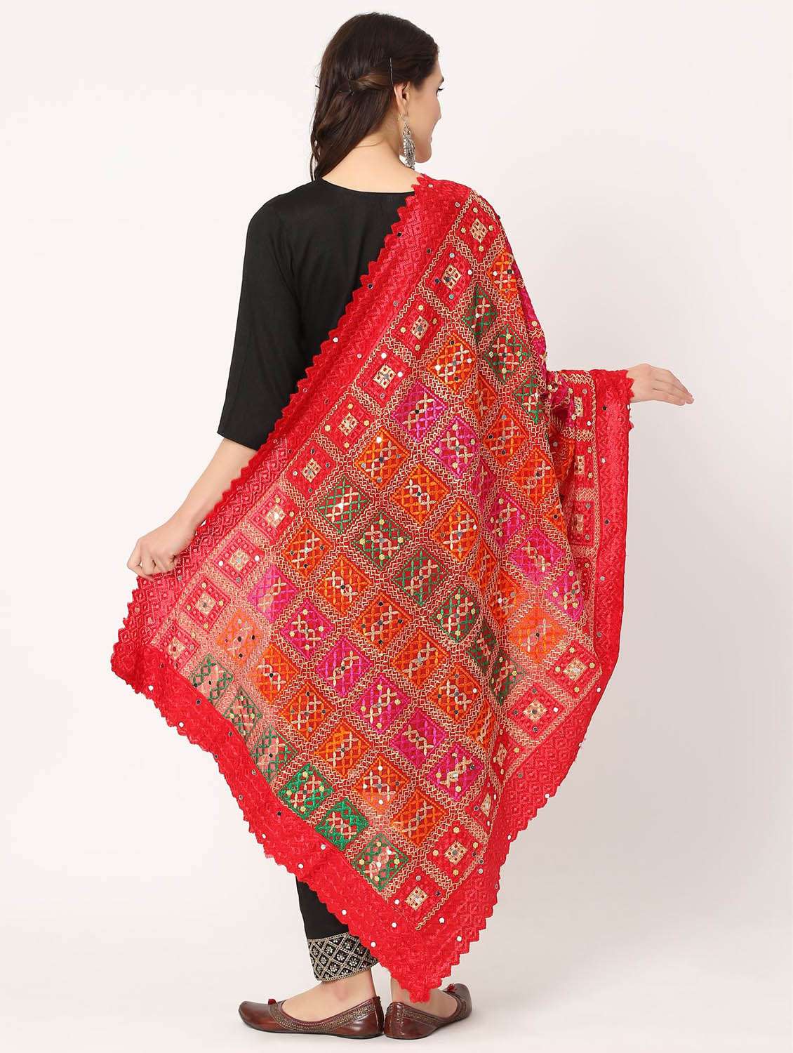 red phulkari dupatta - 20276674 -  Standard Image - 4