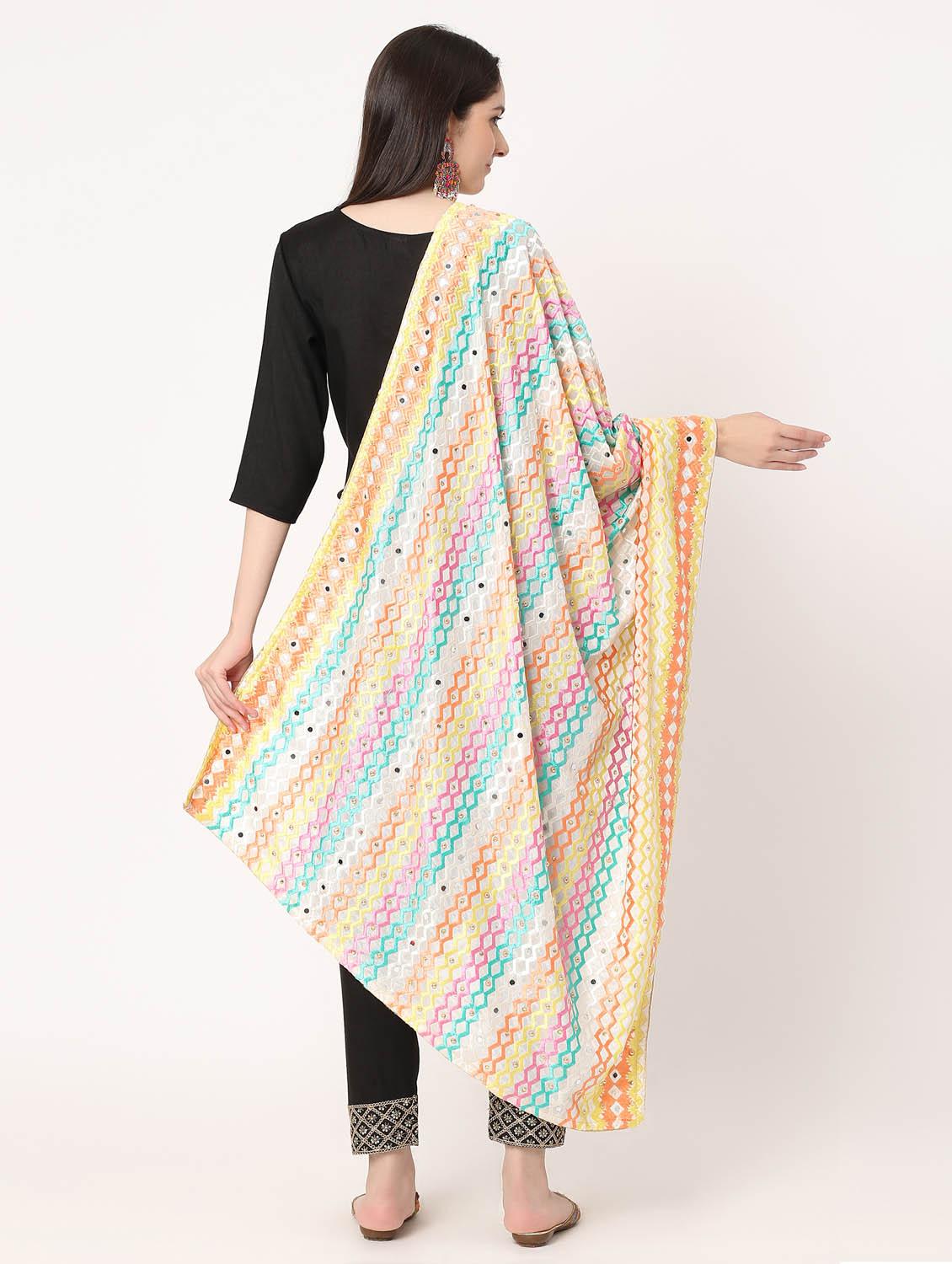 off-white phulkari dupatta - 20276707 - Standard Image - 4