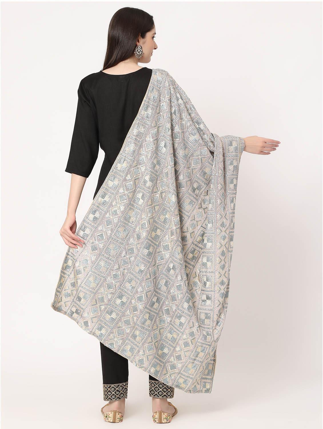 grey phulkari dupatta - 20276711 - Standard Image - 4