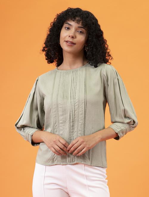 women green solid round neck regular top - 20277769 - Standard Image - 0