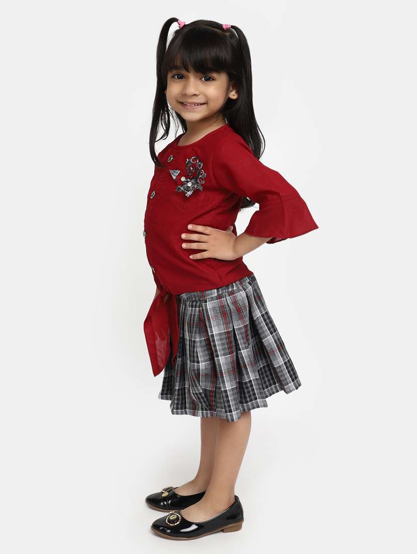 girls printed detailed top & skirt set - 20282610 - Standard Image - 1