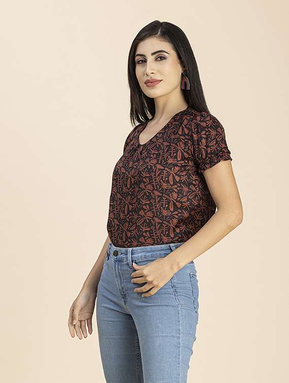 women's straight round neck top - 20288103 -  Standard Image - 1