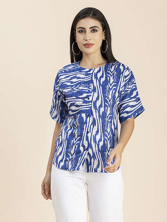 women's straight round neck top