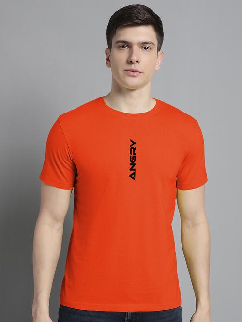 men round neck chest print t-shirt - 20295726 -  Standard Image - 0