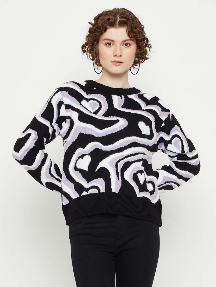 women round neck abstract regular pullover