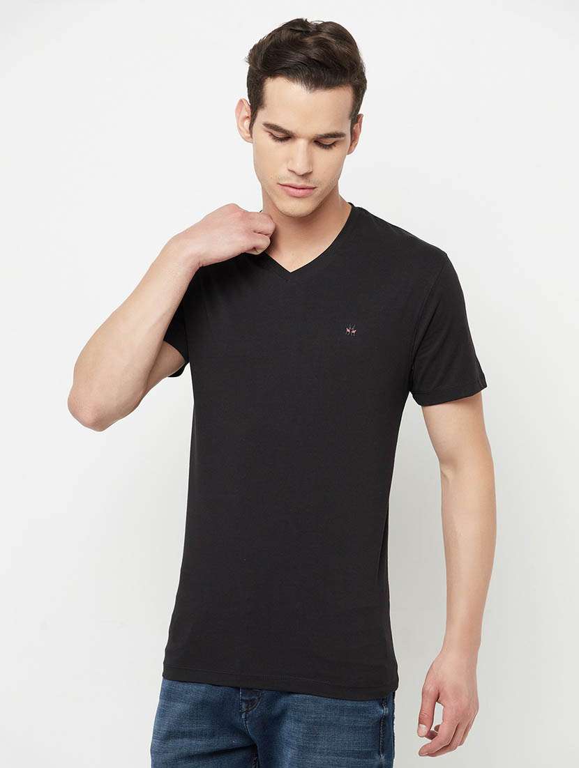 black solid v neck t-shirt