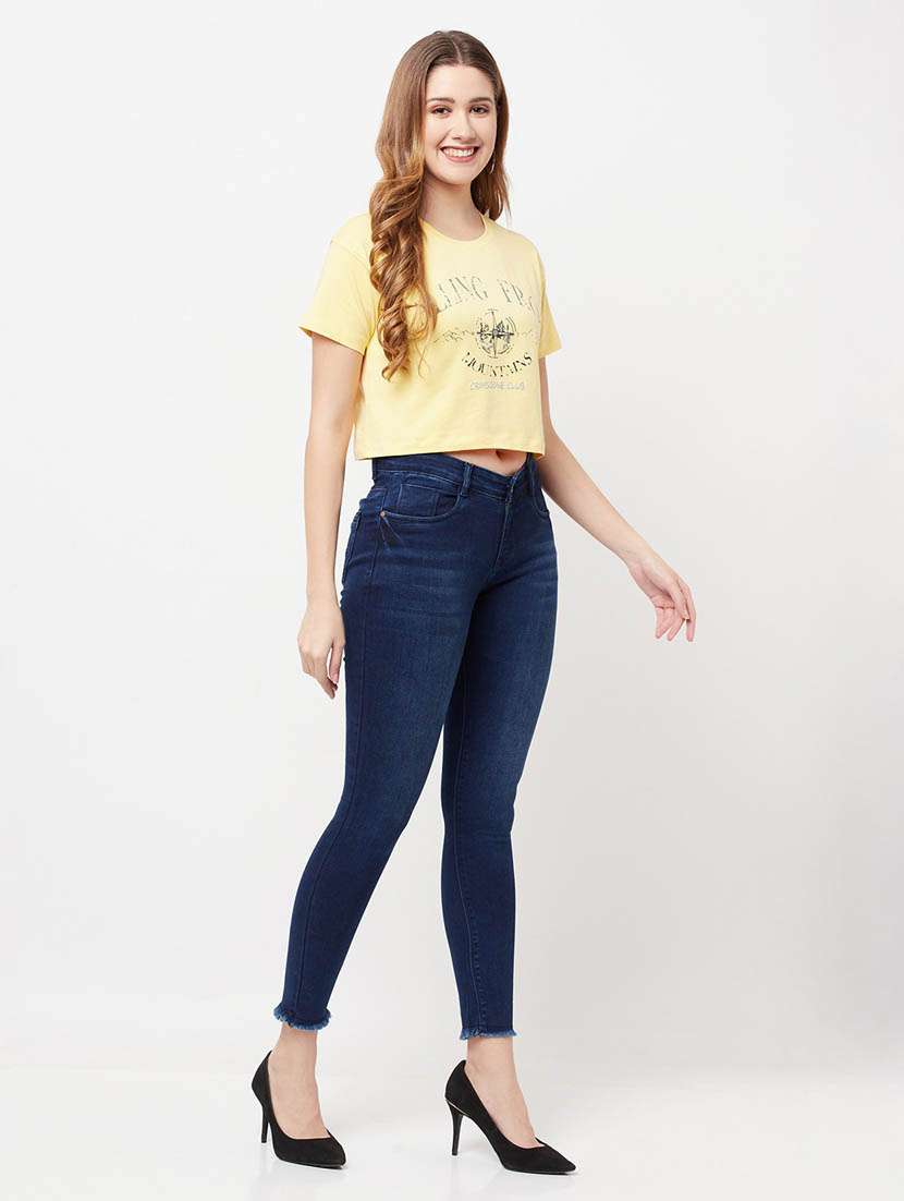 yellow typography crop t-shirt - 20298823 -  Standard Image - 4