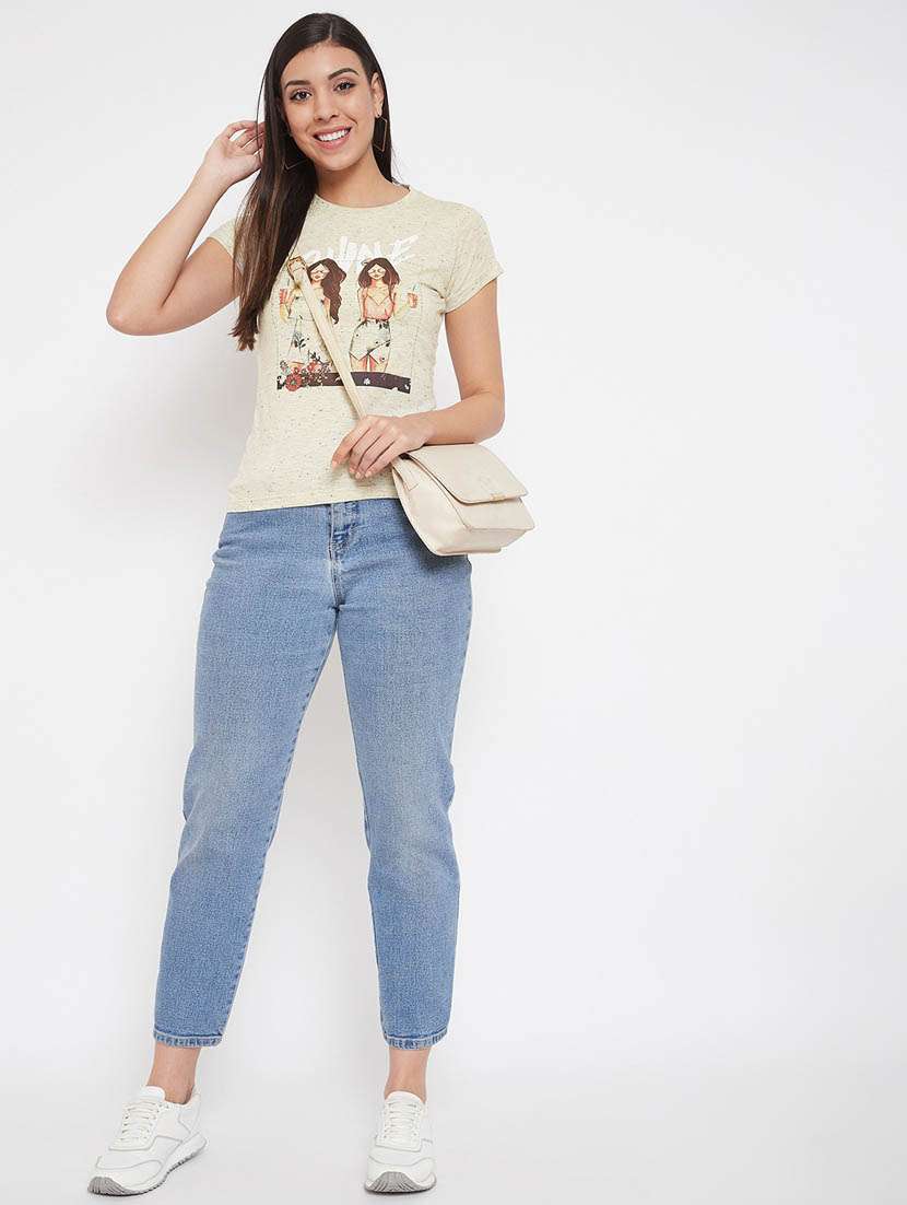 beige graphic regular t-shirt - 20298865 -  Standard Image - 4