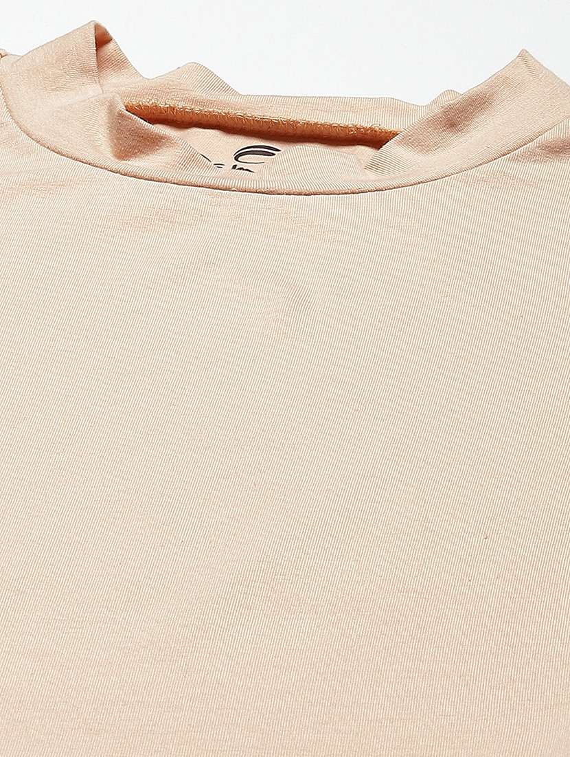 women round neck solid crop top - 20300230 - Standard Image - 4