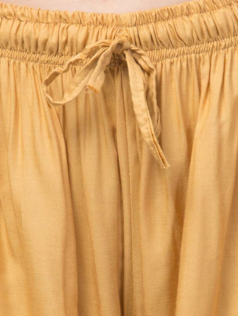 women mid rise solid flared palazzo - 20300632 -  Standard Image - 4