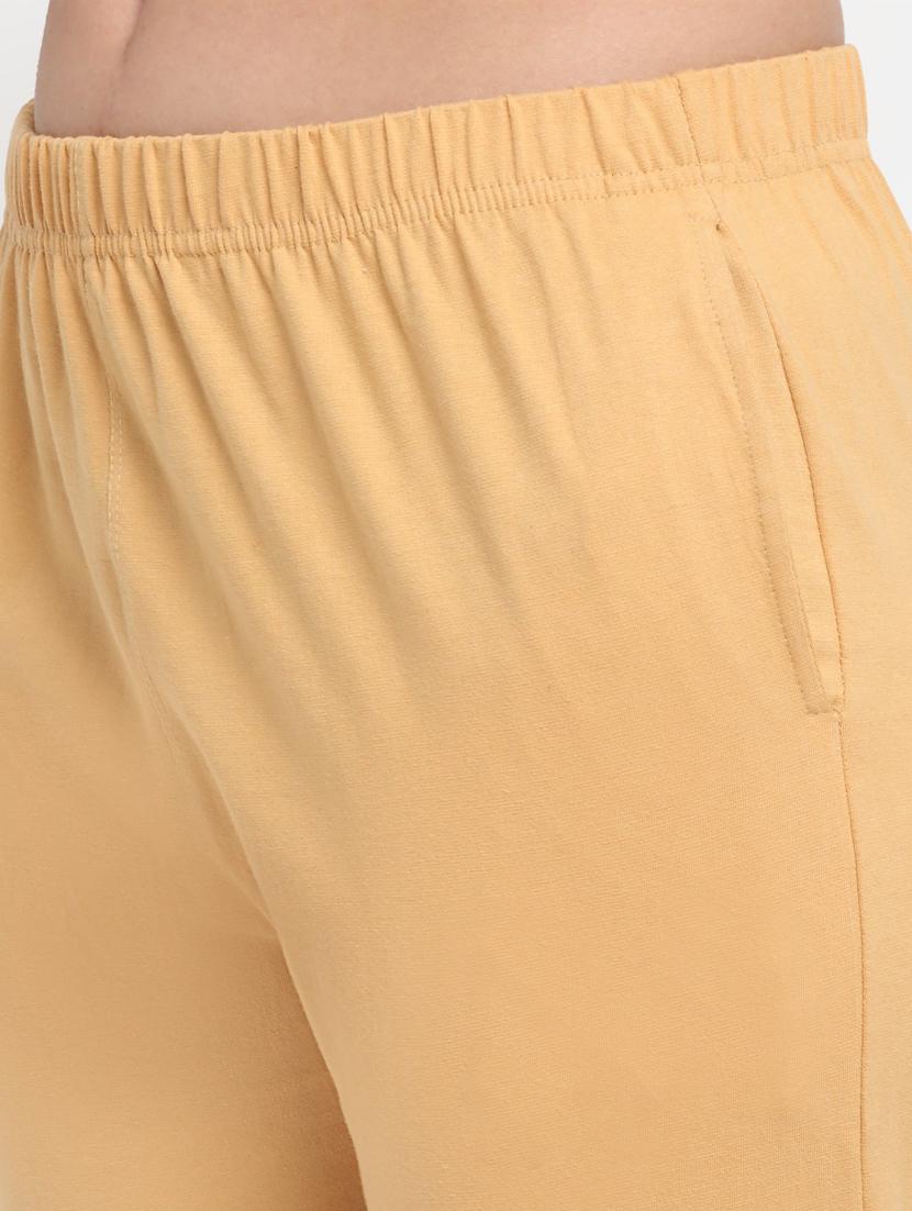 women mid rise solid legging - 20300833 - Standard Image - 4