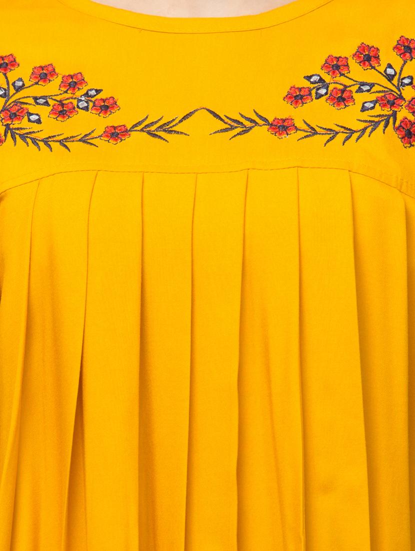 yellow embroidered a-line tunic - 20301331 - Standard Image - 4