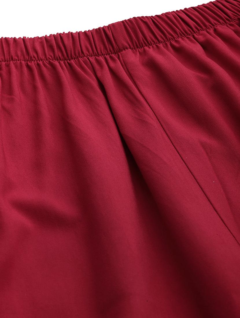 maroon solid knee length short - 20302778 - Standard Image - 4