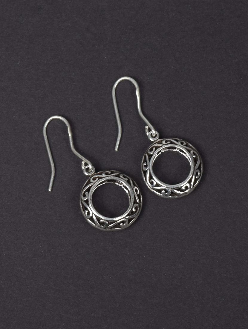 women silver hoop earrings - 20309127 -  Standard Image - 1