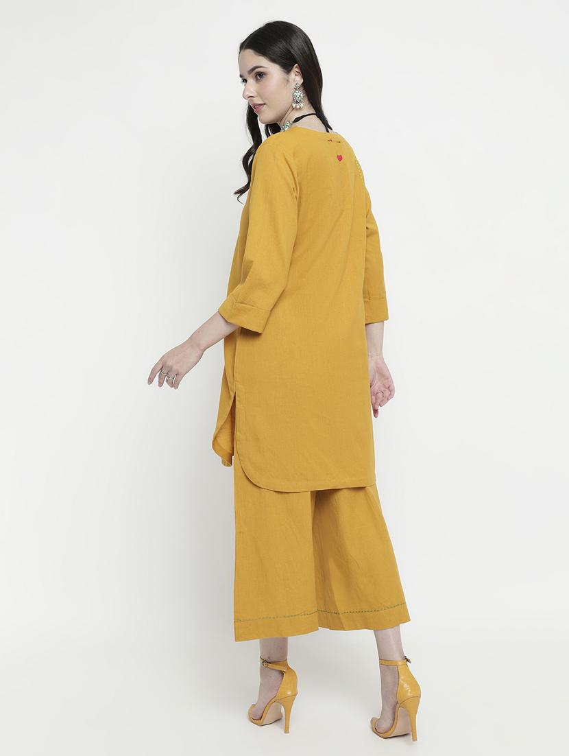 yellow solid v-neck co-ord set - 20316222 - Standard Image - 4