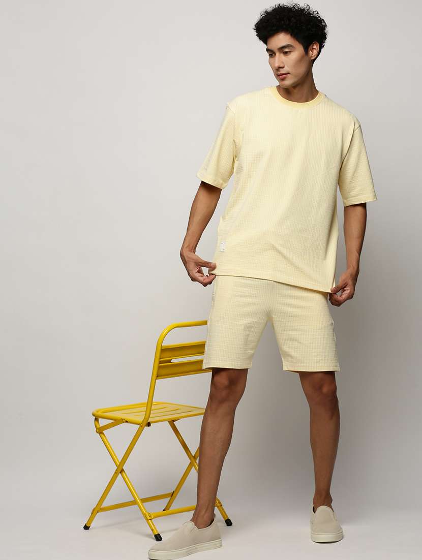 men round neck shorts & t-shirt co-ord set - 20325264 - Standard Image - 4