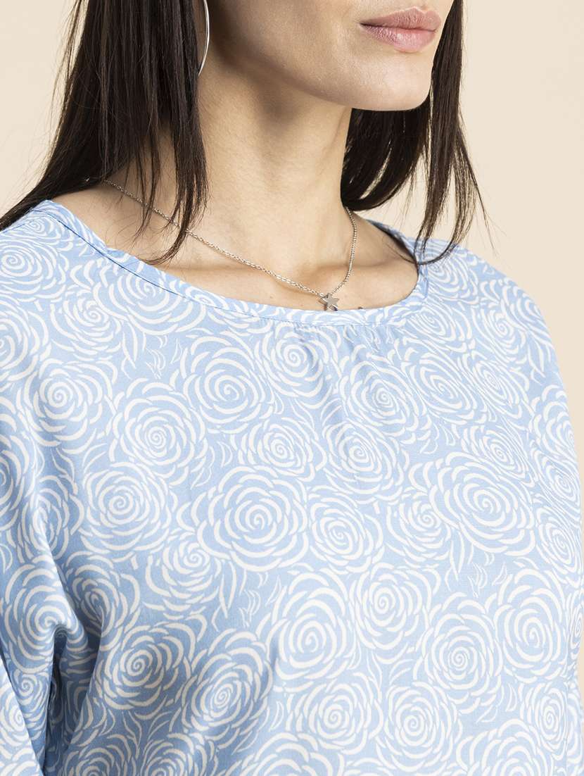 light blue floral high-low top - 20325801 -  Standard Image - 4