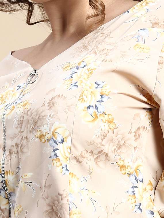 Beige Floral Crop Top - 20325866 -  Standard Image - 4
