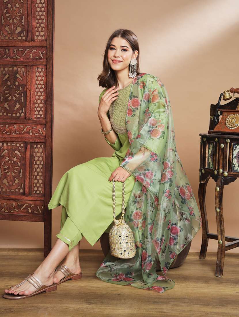 women three quarter sleeve kurta pant with dupatta set - 20329884 -  Standard Image - 1