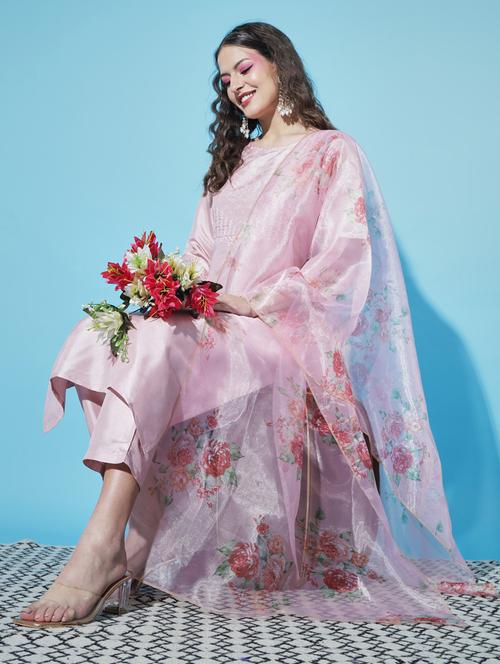 women three quarter sleeve kurta pant with dupatta set - 20329909 -  Standard Image - 0