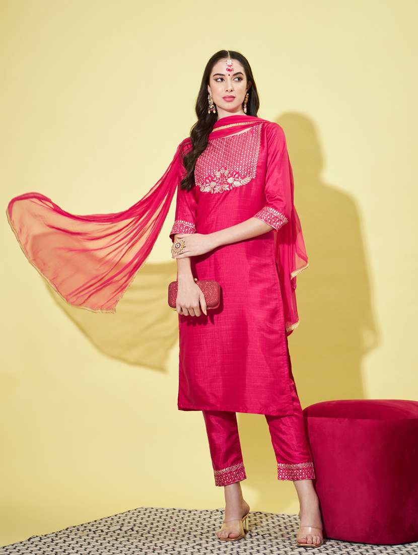 women three quarter sleeve kurta pant with dupatta set