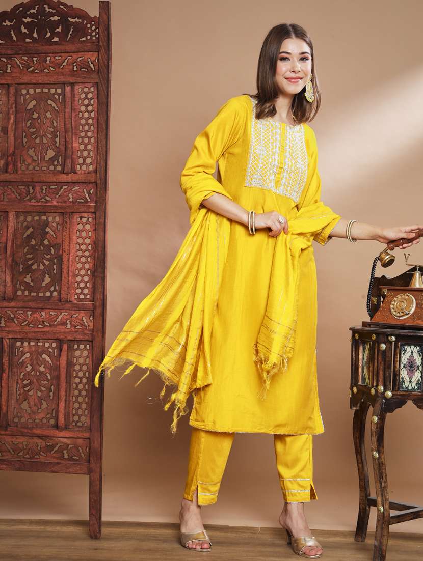 women kurta pant set with dupatta - 20330040 - Standard Image - 1