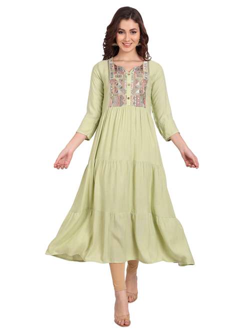 women green notch neck tiered kurta - 20331542 -  Standard Image - 0