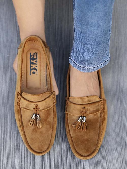 men slip on tassle detailing loafers - 20333427 -  Standard Image - 0
