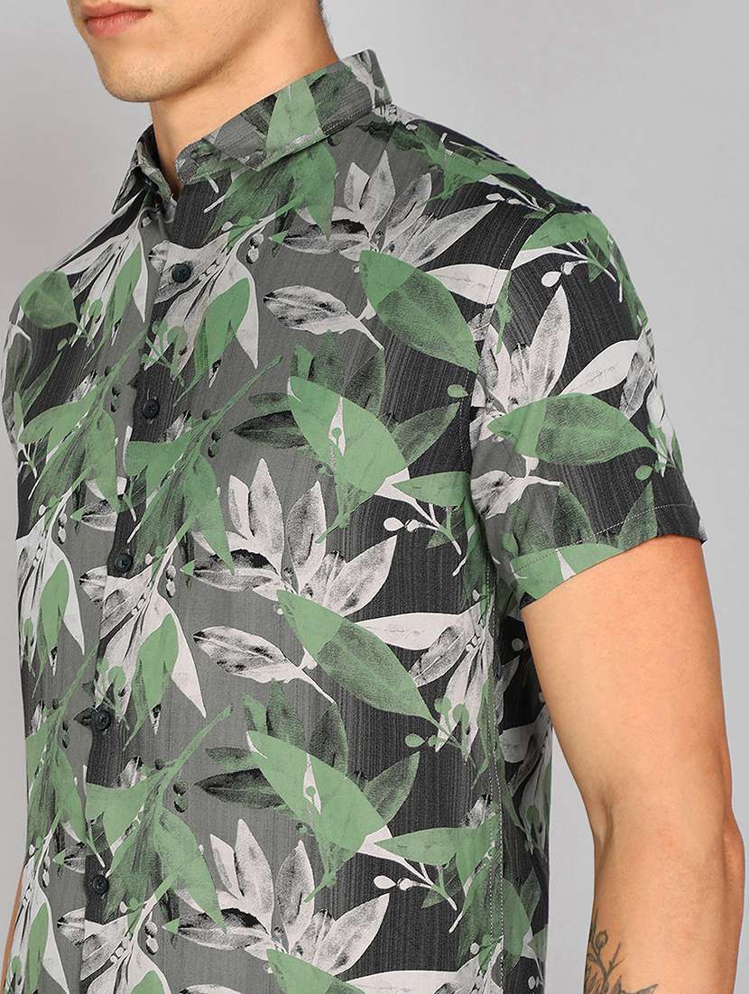 men green leafy print rayon regular casual shirt - 20333458 -  Standard Image - 4