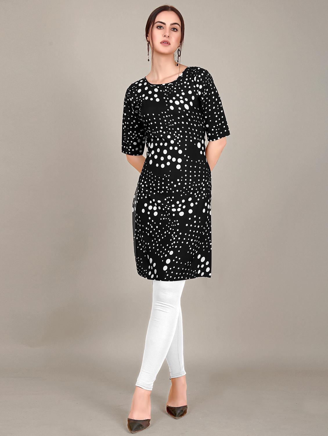black colored straight kurta - 20334457 - Standard Image - 1